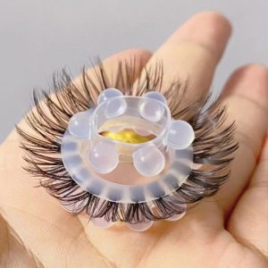 Vòng đeo 18 hạt lông cong
